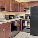 1Br King Apt-Hotel With Pool, Hot Tub & Arcade Room, Mins From Disney & Universal!