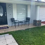 Modern And Stylish Home 10 Minutes From Mco Airport