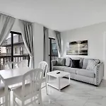 Enclave Apartments At International Drive