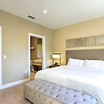 Magic Villas Townhome About 5 Miles To Disney Parks!