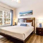 Oakwater Resort 2805