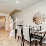 5-Bedroom Home With Private Pool -15 Mins From Disney-