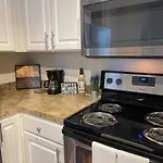 5 Star Luxury Huge 2/2 King - Close To Everything