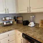 5 Star Luxury Huge 2/2 King - Close To Everything