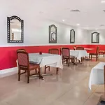 Clarion Hotel Orlando International Airport