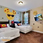 491-Luxury Villa W Pool &Spa