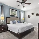 350-360 Large Family Home By Disney