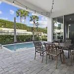 350-360 Large Family Home By Disney