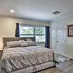Orlando Vacation Rental Studio Close To Downtown!