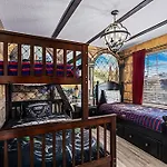 Cozy Themed Villa 6 Br/4 Ba, Close To Disney
