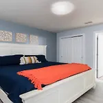 Cozy Themed Villa 6 Br/4 Ba, Close To Disney