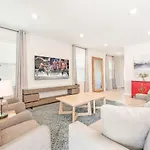 Newly Built Luxury 5Bd Home W Private Pool & Spa