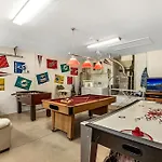 #253-Modern 4 Bed Home With Own Private Pool Close To Disney