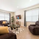 Wilmington Loop 6 Bedroom Luxury Villa With Pool And Spa