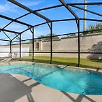 3 Bedrooms - 2 Bathrooms - Indian Creek 2559 Bc