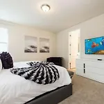 Luxury 9 Bedrooms With Private Pool And Grill 261