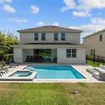 Modern 5 Bedroom Family Home Close To Disney
