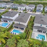 Multiple Family Home 23 Roomsfree Pool/Spa