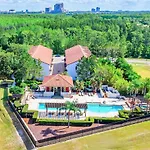 Modern 4Br Townhome- Resort Access - Near Disney