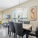A Quiet And Comfortable House