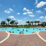 3 Condo, Sleeps 6, 7 Miles To Disney At Vista Cay