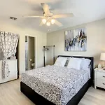 Charming Lakeview Retreat II