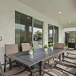 Encore Resort 6 Bedroom Home With Pool