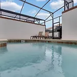 4 Bedrooms - 3 Bathrooms - Storey Lake 3150 Pp