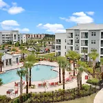 3 Bedrooms - 2 Bathrooms - Storey Lake 4751-308 Ct