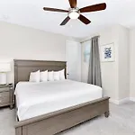 Welcoming Five Bedroom House With Private Pool Near Disney At Encore Resort By Rentyl - 267Sf