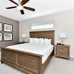 Welcoming Five Bedroom House With Private Pool Near Disney At Encore Resort By Rentyl - 267Sf