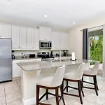 Spacious Home With Private Pool And Game Room Near Disney With Resort Amenities By Rentyl 660L