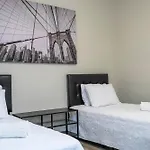 Renovated 4Br Condo 5Min Conv Center