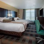 Wingate By Wyndham - Orlando International Airport- Free Hot Breakfast