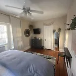 Beautiful Private Room With King Size Bed In Downtown Orlando