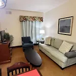 Lovely Entire Suite With Kitchen 5 Min To Disney