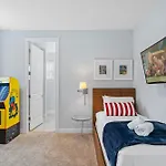 Encore Resort 6 Bedroom Vacation Home With Pool 2301