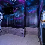 8Br Mansion: Packed With Fun And Comfort For All