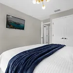 3 Bedrooms - 2,5 Bathrooms - Encantada 3122 Yl