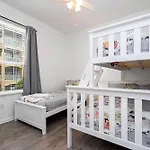 Enchanting Condo - 2 Miles To Disney - 203