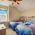 Triton Vacation Pool Home Near Disney