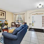 Private Screened Pool Home, Amenities Galore!