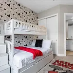 5 Bedrooms-6 Bathrooms-Summerville Resort2668 Ss