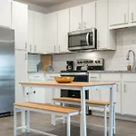Complete Tranquil Apartment 10 Min To Parks Allows Pets, Resort-Style Amenities