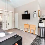 Fern Park Pool House With Private Patio And Fire Pit!