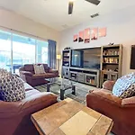 Callaghan Cantina Home