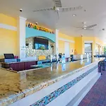 Prime Location-Spacious Condo For 8 Guests