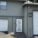 Remodeled Private Apartment