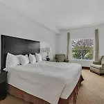 Lake Buenavista Apartments Close To Disney