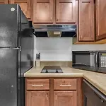 Lake Buenavista Apartments Close To Disney
